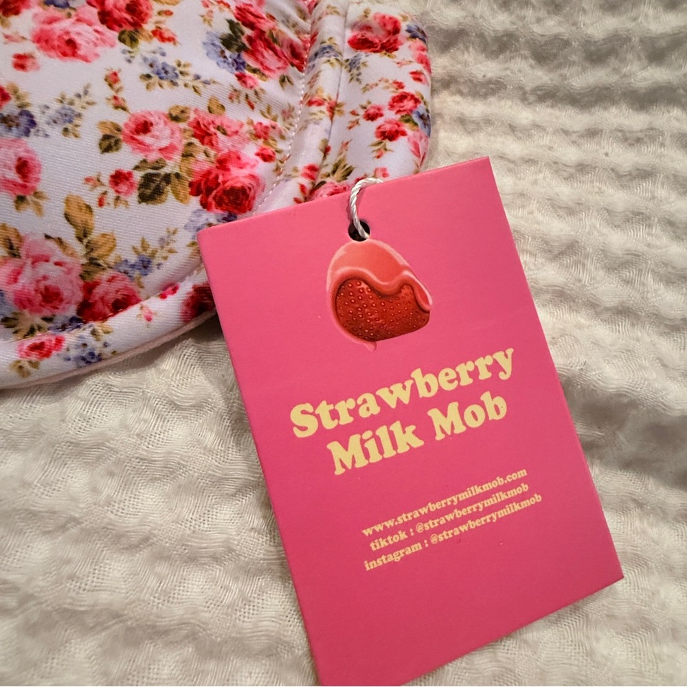 [Strawberry Milk Mob] bikini top floral print - Picture 5 of 9